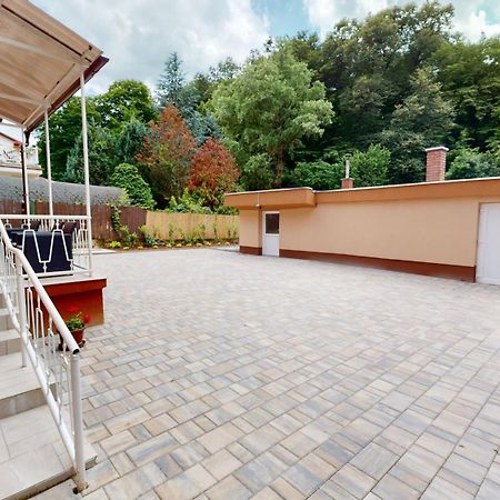 Family Apartman Miskolc Esterno foto