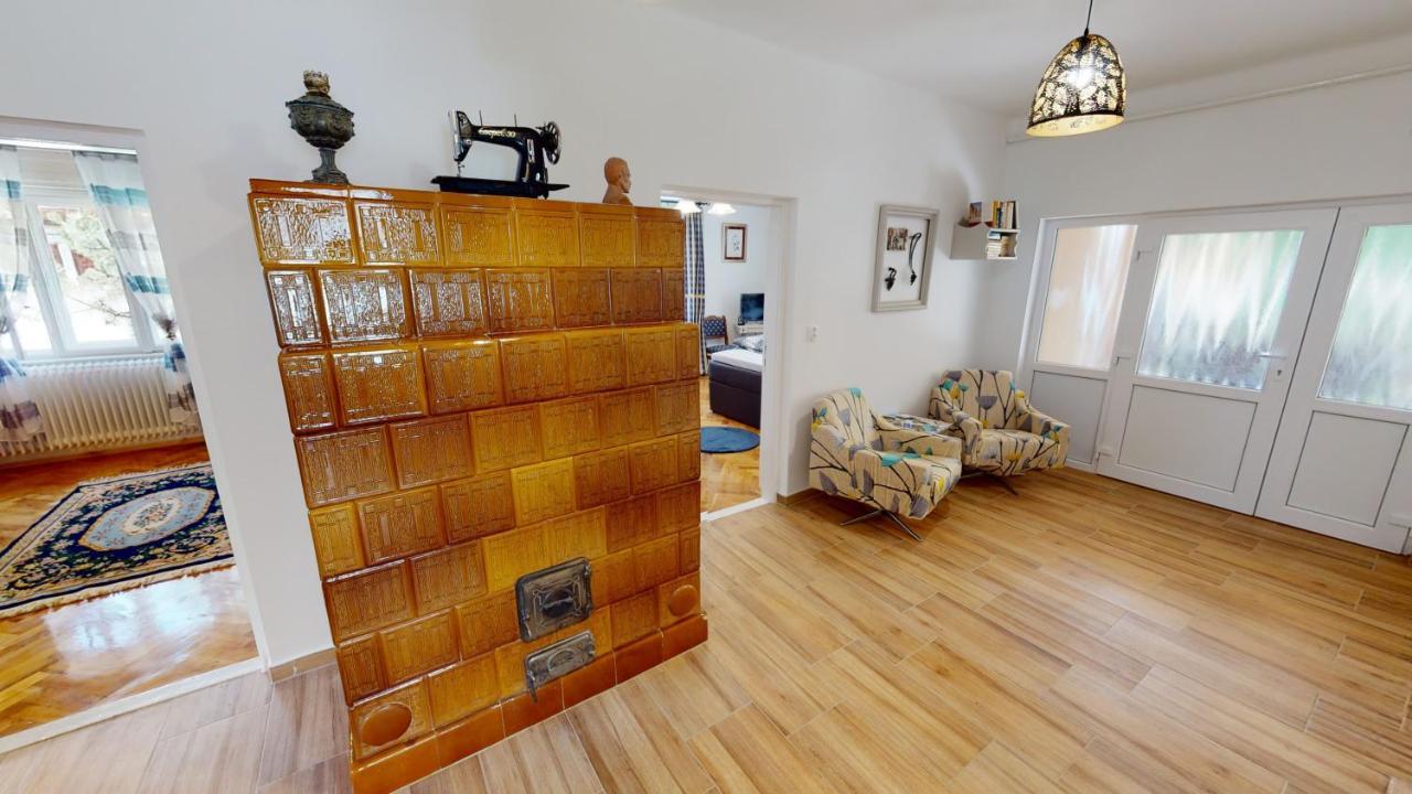 Family Apartman Miskolc Esterno foto