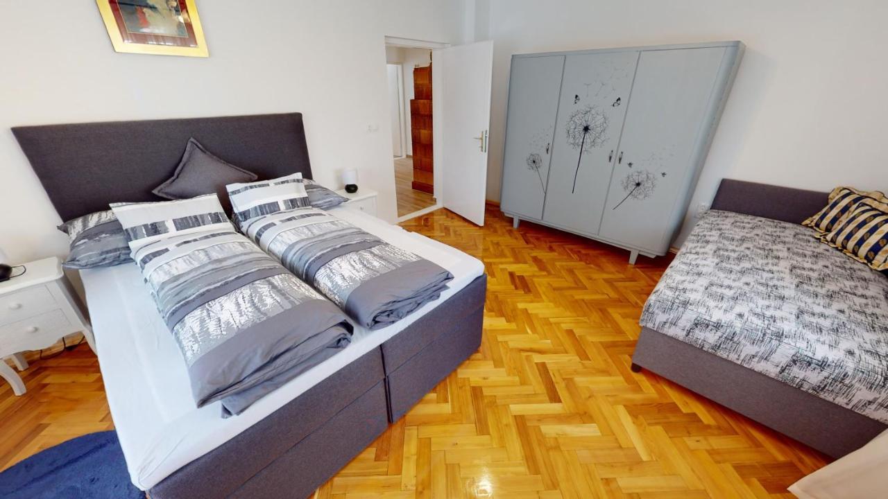 Family Apartman Miskolc Esterno foto