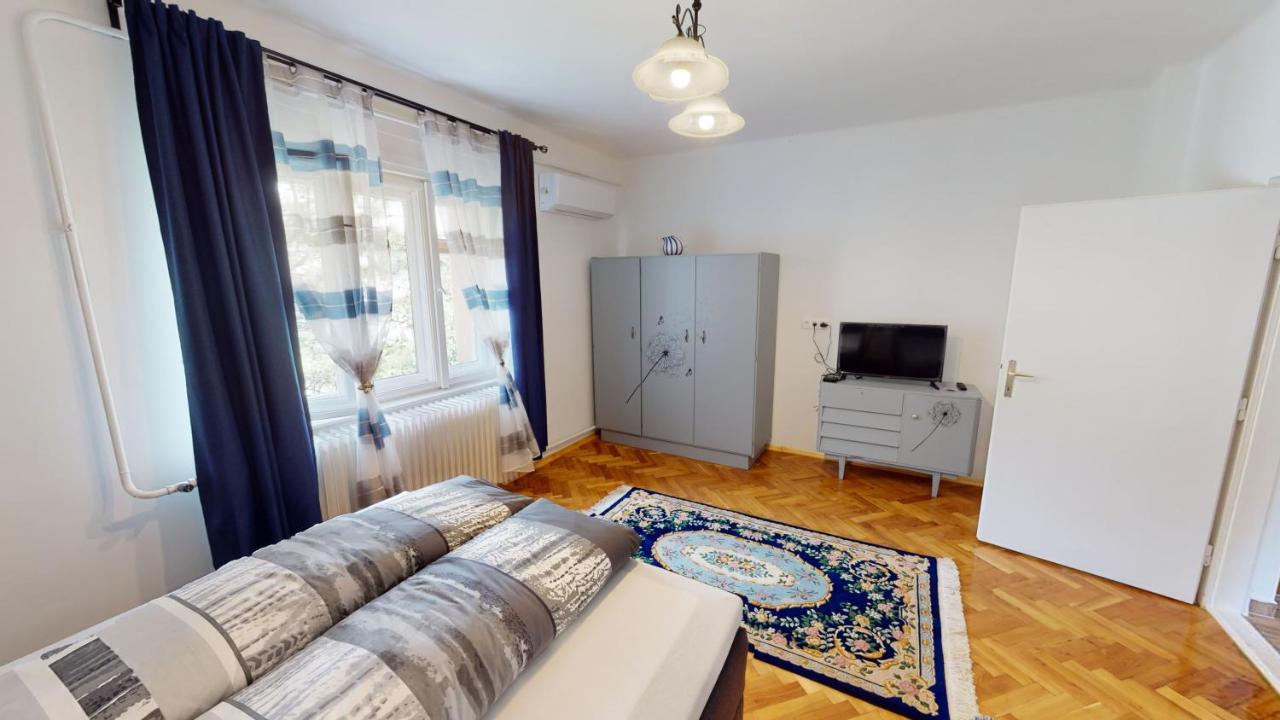 Family Apartman Miskolc Esterno foto