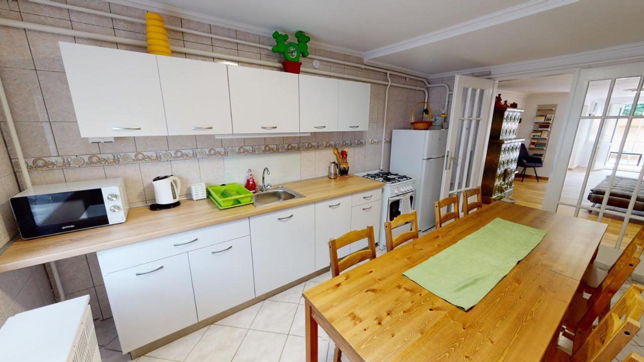 Family Apartman Miskolc Esterno foto